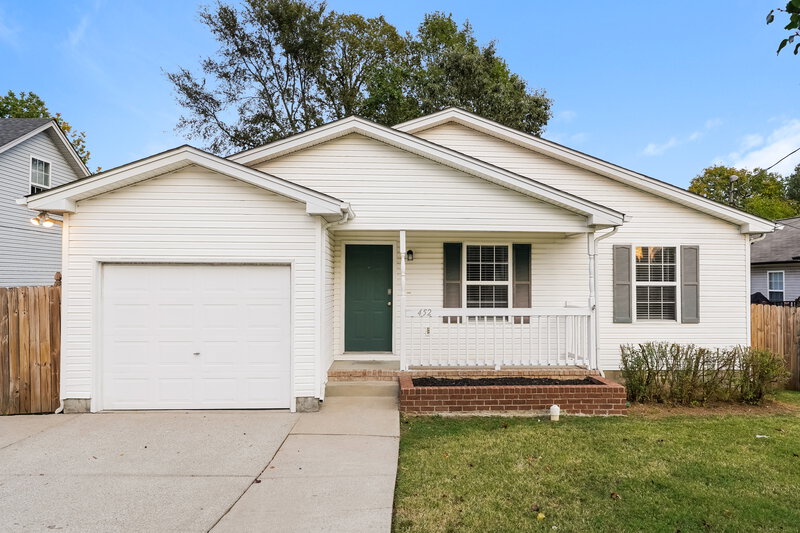 2,530/Mo, 452 Cedar Park Cir La Vergne, TN 37086 External View