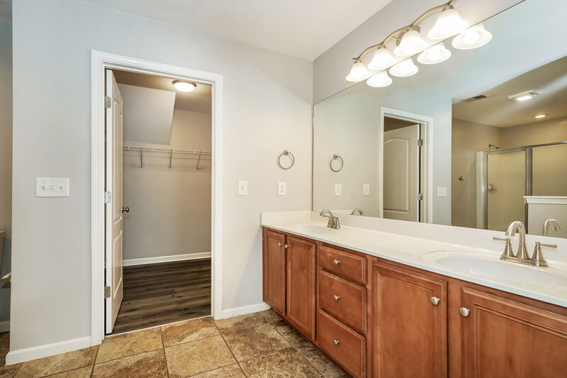 2,225/Mo, 1304 Saddle Horn Mount Juliet, TN 37122 Main Bathroom View