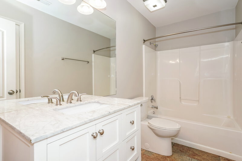 2,225/Mo, 1304 Saddle Horn Mount Juliet, TN 37122 Bathroom View