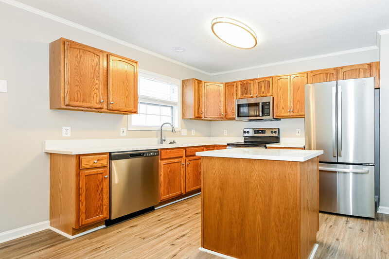 2,475/Mo, 1633 Comanche Run Madison, TN 37115 Kitchen View 2