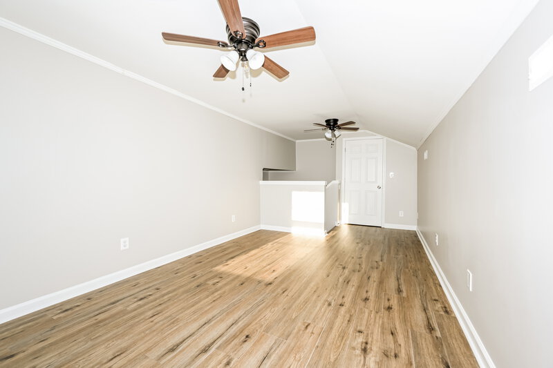 2,475/Mo, 1633 Comanche Run Madison, TN 37115 Study View 2