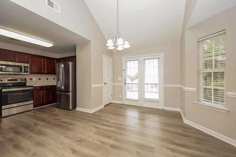 2,060/Mo, 1500 Saddle Vw Mount Juliet, TN 37122 Dining Room View 2