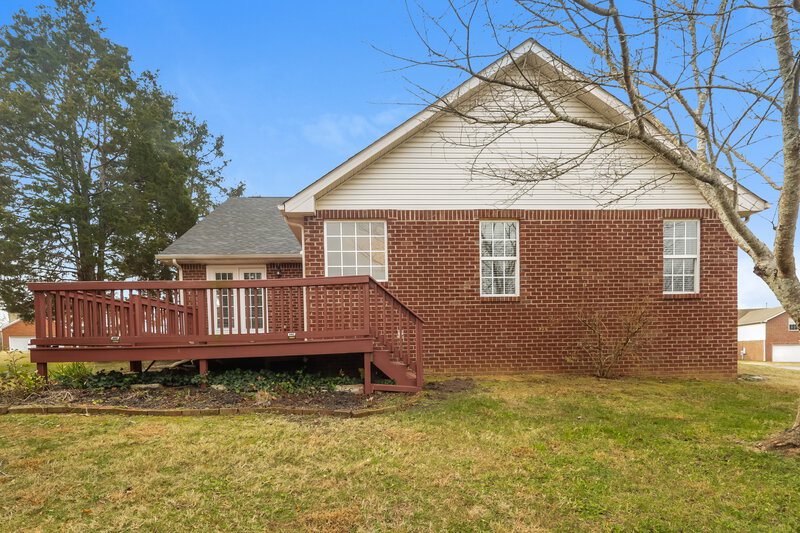 2,060/Mo, 1500 Saddle Vw Mount Juliet, TN 37122 Rear View