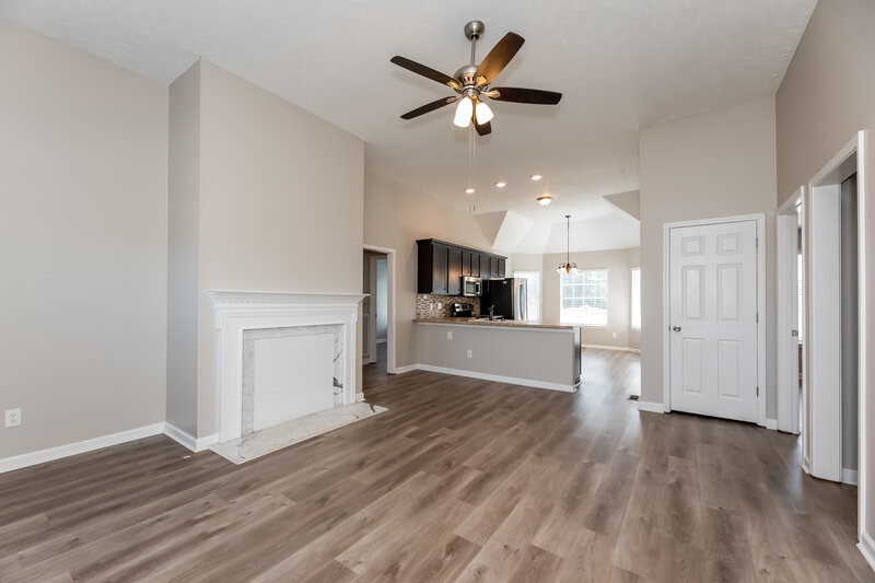 2,475/Mo, 2813 Meadow Gln Mount Juliet, TN 37122 Living Room View 2