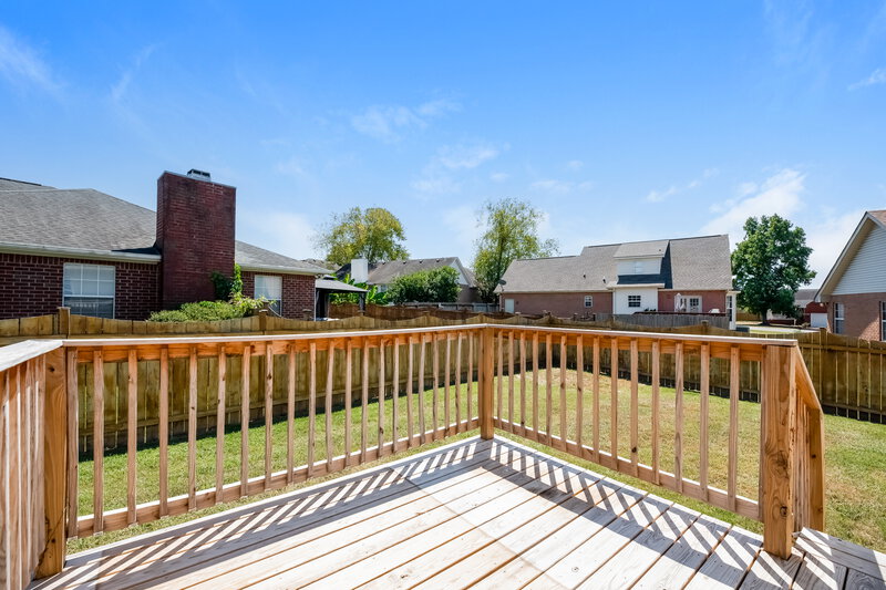 2,475/Mo, 2813 Meadow Gln Mount Juliet, TN 37122 Deck View