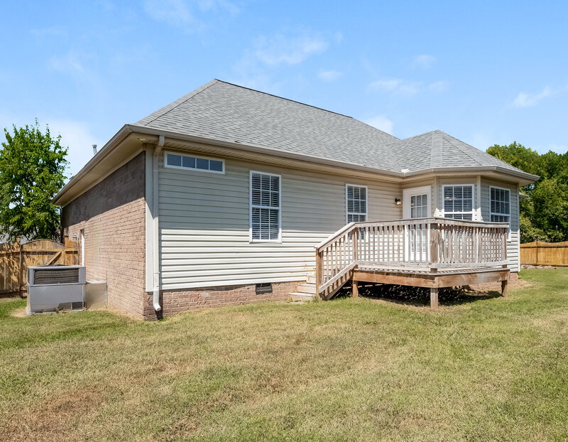 2,475/Mo, 2813 Meadow Gln Mount Juliet, TN 37122 Rear View