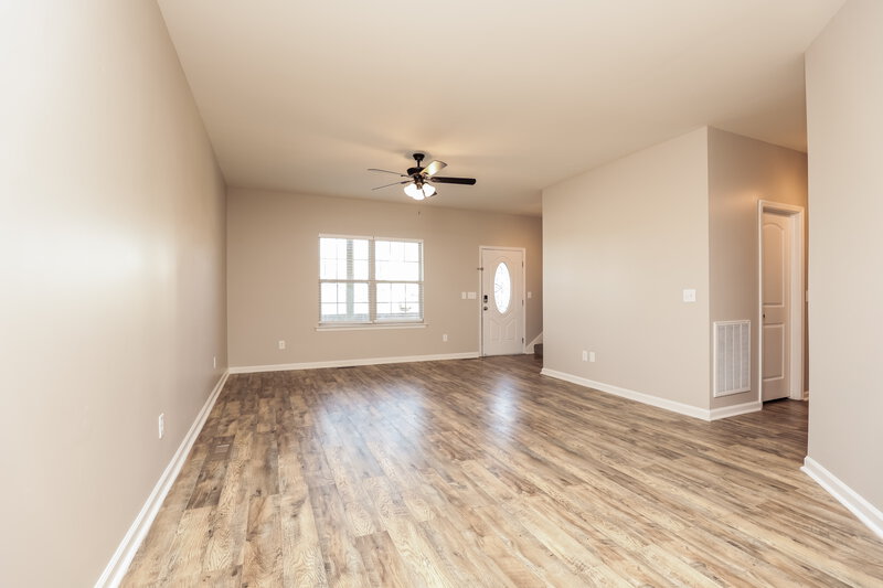 3,360/Mo, 1002 Chisolm Trl Goodlettsville, TN 37072 Living Room View