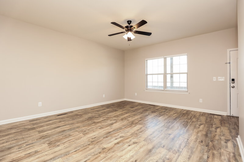 3,360/Mo, 1002 Chisolm Trl Goodlettsville, TN 37072 Living Room View 2