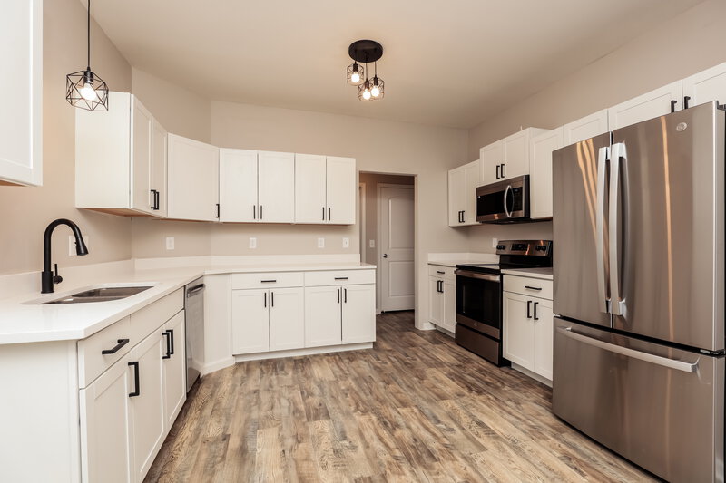 3,360/Mo, 1002 Chisolm Trl Goodlettsville, TN 37072 Kitchen View