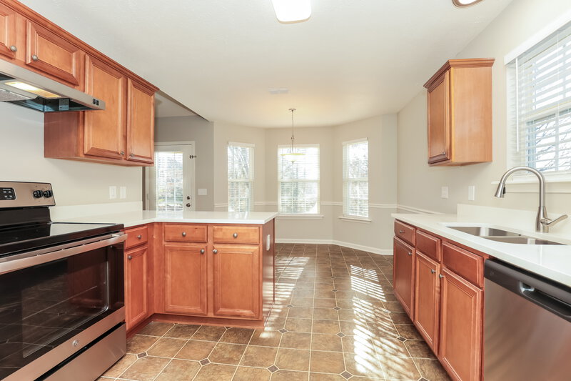 2,105/Mo, 7208 Legacy Dr Antioch, TN 37013 Kitchen View 2