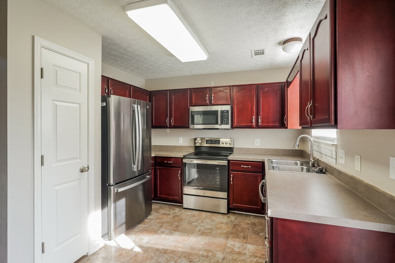 2,050/Mo, 1240 Alandee St Nashville, TN 37214 Kitchen View