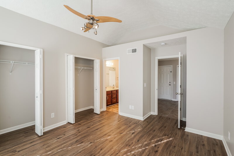 2,050/Mo, 1240 Alandee St Nashville, TN 37214 Main Bedroom View 2