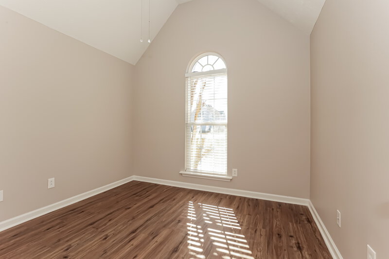 2,060/Mo, 5030 Betsy Ann Ave Murfreesboro, TN 37129 Bedroom View 2