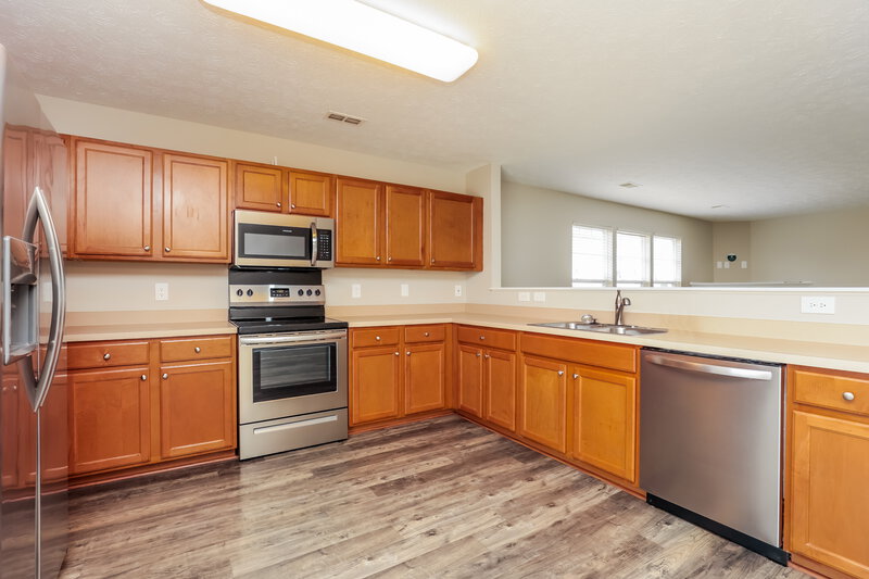 2,505/Mo, 924 Grand Oak Dr Smyrna, TN 37167 Kitchen View 2