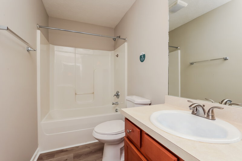 2,505/Mo, 924 Grand Oak Dr Smyrna, TN 37167 Bathroom View 2