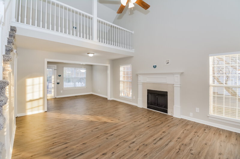 2,250/Mo, 3338 Meadowhill Dr Murfreesboro, TN 37130 Dining Room View