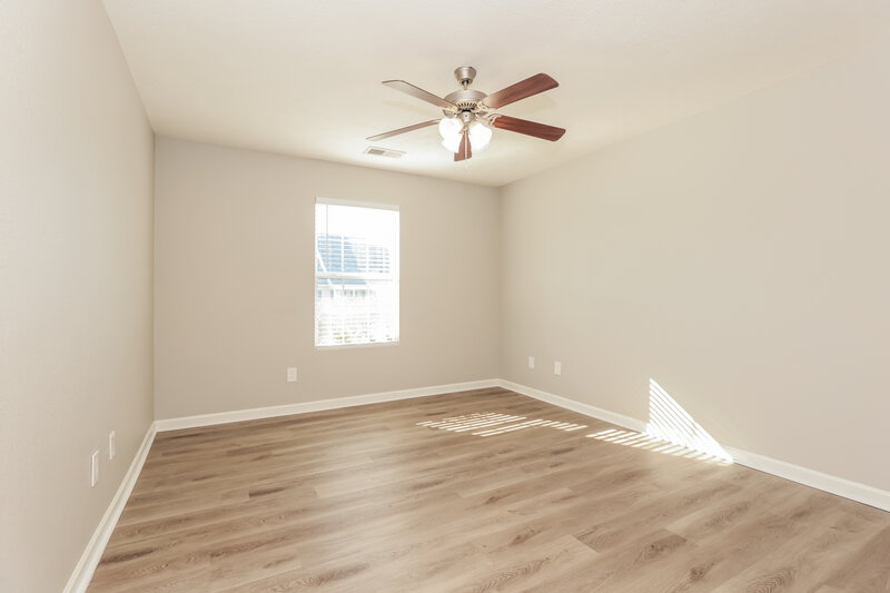 2,050/Mo, 1552 Passage Dr Murfreesboro, TN 37130 Main Bedroom View