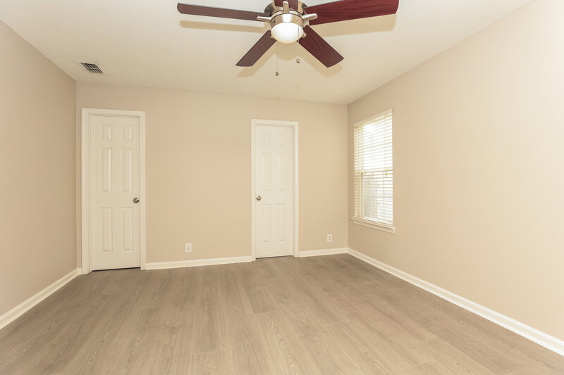 1,810/Mo, 907 Tom Hailey Blvd La Vergne, TN 37086 Main Bedroom View 2