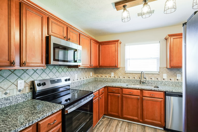 2,495/Mo, 3014 Fieldstone Ct Mount Juliet, TN 37122 Kitchen View 2