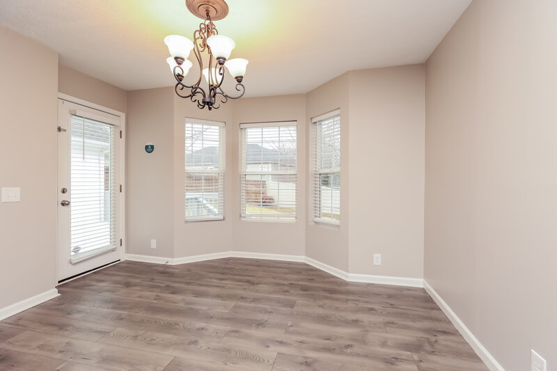 2,110/Mo, 2306 Leighton Way Spring Hill, TN 37174 Dining Room View 2