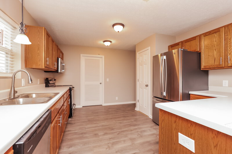 2,110/Mo, 2306 Leighton Way Spring Hill, TN 37174 Kitchen View 2