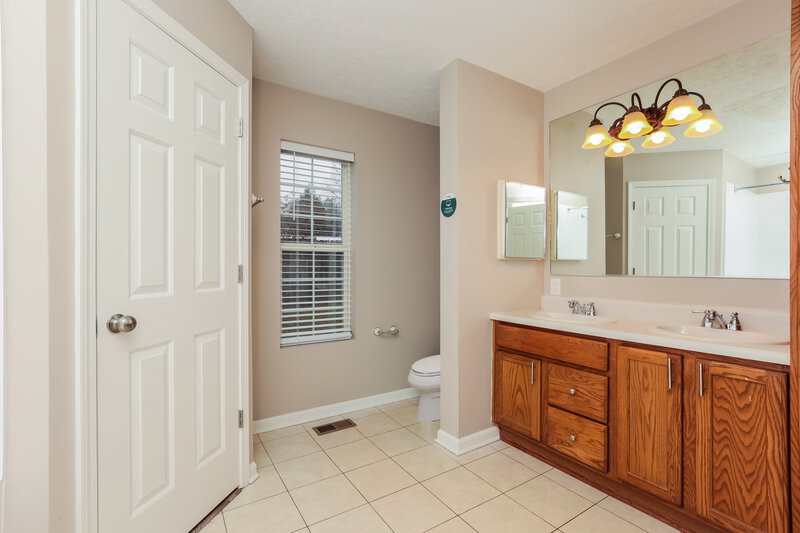 2,110/Mo, 2306 Leighton Way Spring Hill, TN 37174 Main Bathroom View 3