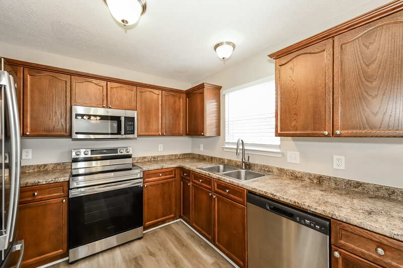2,195/Mo, 5141 Monet Ct Murfreesboro, TN 37129 Kitchen View