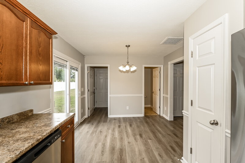 2,195/Mo, 5141 Monet Ct Murfreesboro, TN 37129 Kitchen View 2