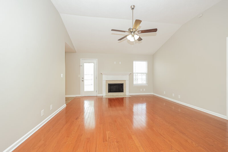 2,195/Mo, 1966 Odessa Ave Murfreesboro, TN 37128 Living Room View