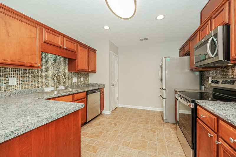 2,195/Mo, 1966 Odessa Ave Murfreesboro, TN 37128 Kitchen View