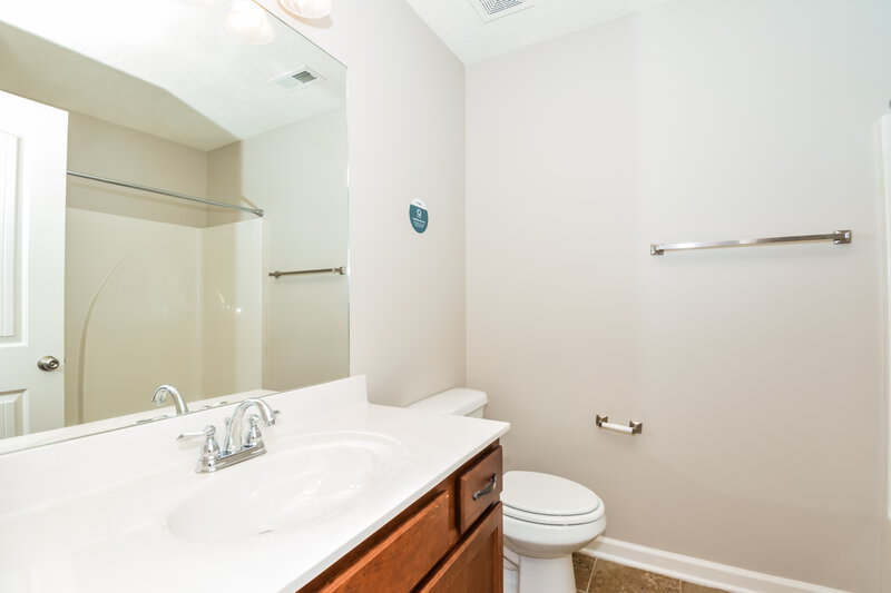 2,045/Mo, 2784 Windwalker Ct Murfreesboro, TN 37128 Bathroom View
