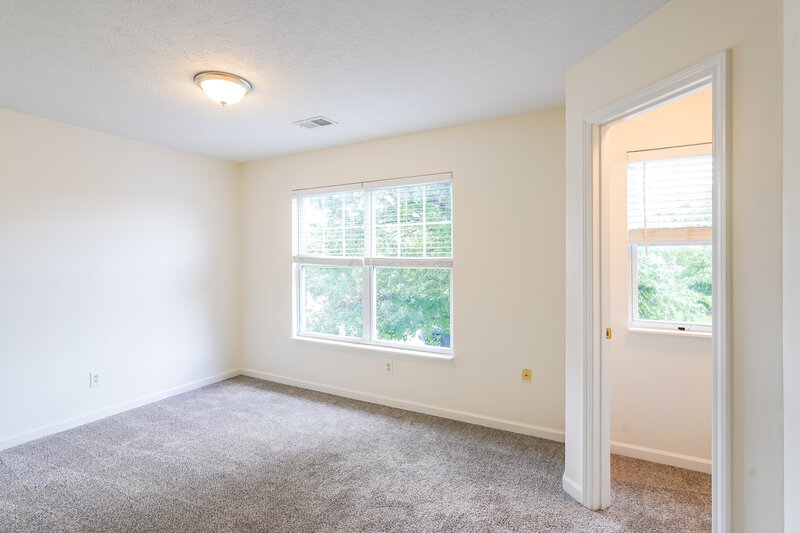 2,550/Mo, 4565 Hawthorn Dr Nashville, TN 37214 Bedroom View
