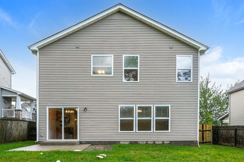 2,550/Mo, 4565 Hawthorn Dr Nashville, TN 37214 Rear View