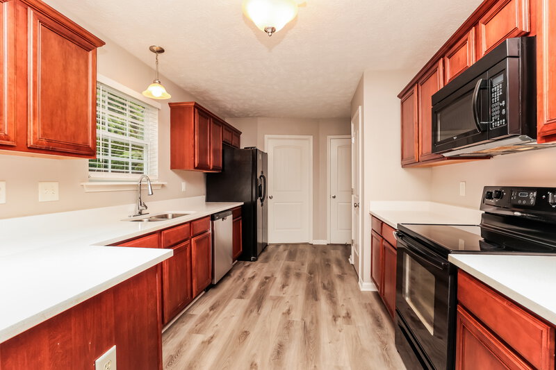2,445/Mo, 412 Elegance Way Hermitage, TN 37076 Kitchen View