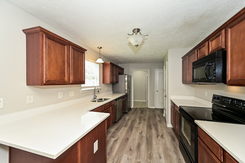 2,295/Mo, 412 Elegance Way Hermitage, TN 37076 Kitchen View