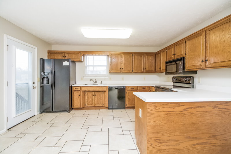 2,555/Mo, 300 Stafford Ct Smyrna, TN 37167 Kitchenlarge View