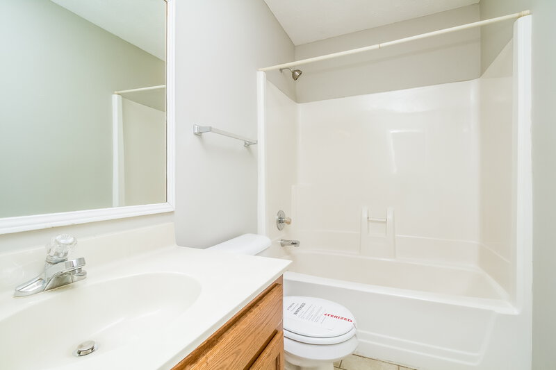 2,555/Mo, 300 Stafford Ct Smyrna, TN 37167 Bathroomlarge View