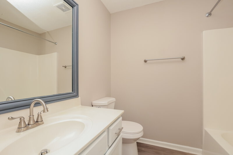 2,360/Mo, 3012 Deer Trail Dr Spring Hill, TN 37174 Bathroom View