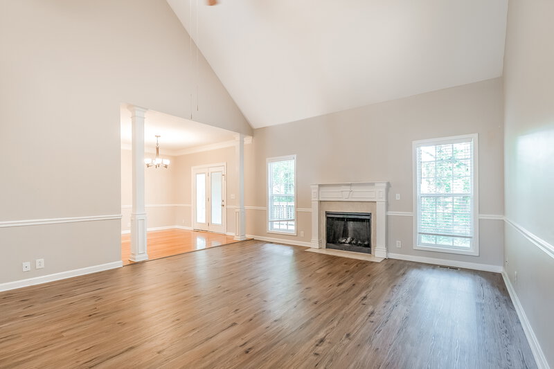 2,800/Mo, 2137 Aberdeen Cir Murfreesboro, TN 37130 Living Room View