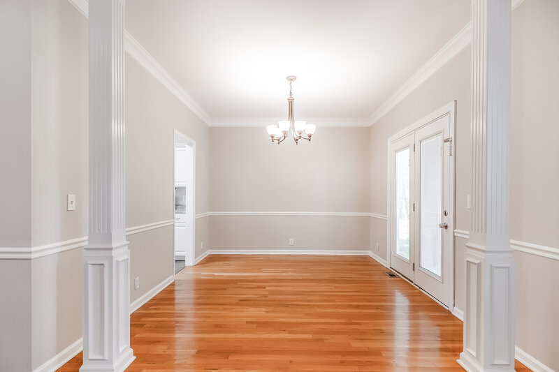 2,800/Mo, 2137 Aberdeen Cir Murfreesboro, TN 37130 Dining Room View