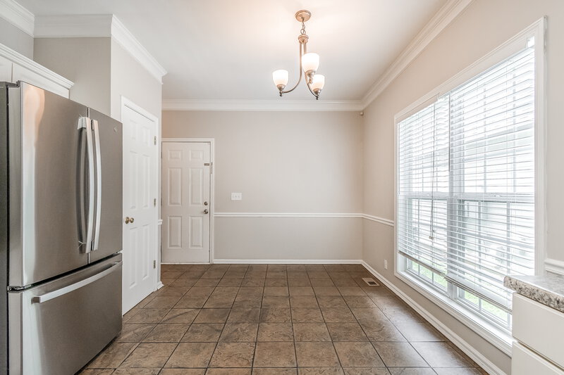 2,800/Mo, 2137 Aberdeen Cir Murfreesboro, TN 37130 Breakfast Nook View
