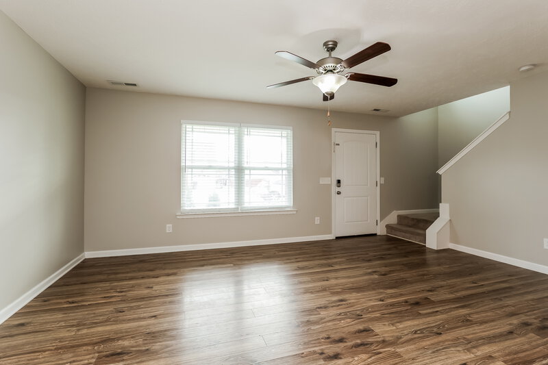 2,980/Mo, 2836 Painted Pony Dr Murfreesboro, TN 37128 Living Room View 2