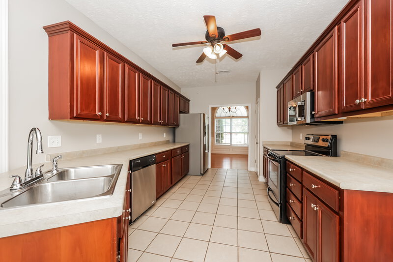 2,585/Mo, 114 Nick Price Dr Murfreesboro, TN 37129 Kitchen View 2