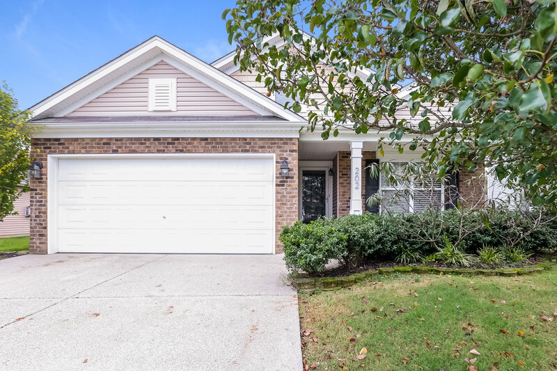 2,215/Mo, 202 Callaway Farms Dr Smyrna, TN 37167 External View