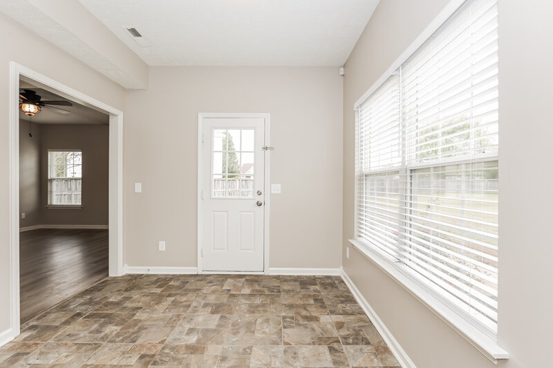 1,995/Mo, 428 Drexel Ct Murfreesboro, TN 37128 Dining Room View