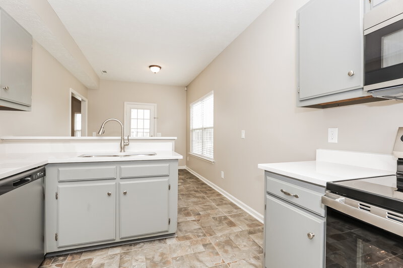 1,995/Mo, 428 Drexel Ct Murfreesboro, TN 37128 Kitchen View