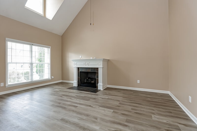 2,175/Mo, 2653 Candlewick Ct Murfreesboro, TN 37127 Living Room View 2