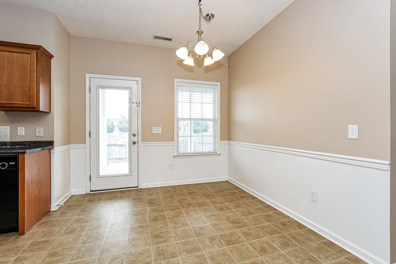 2,175/Mo, 2653 Candlewick Ct Murfreesboro, TN 37127 Dining Room View