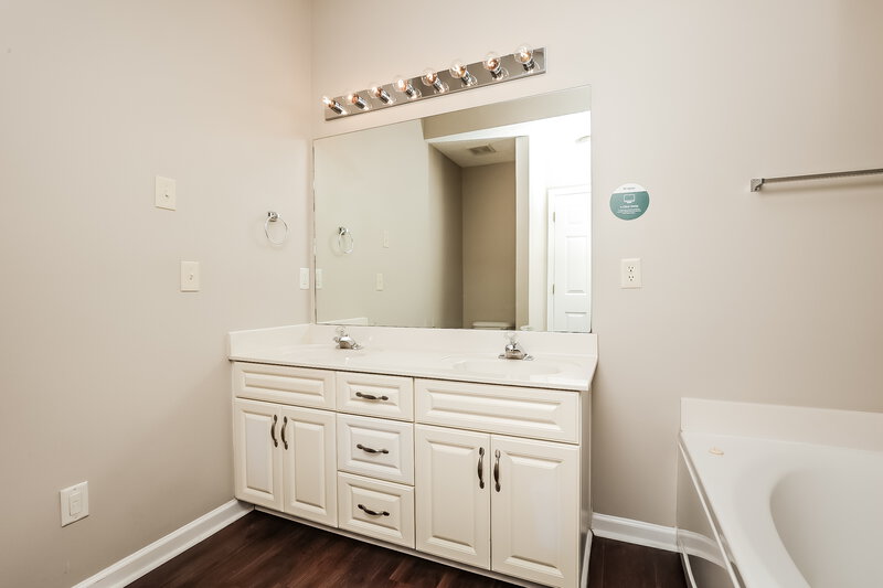 1,985/Mo, 1301 Connor Ct Nolensville, TN 37135 Main Bathroom View