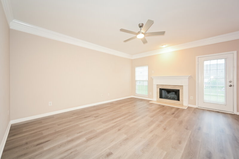 2,440/Mo, 310 Sarava Ln Smyrna, TN 37167 Living Room View 2